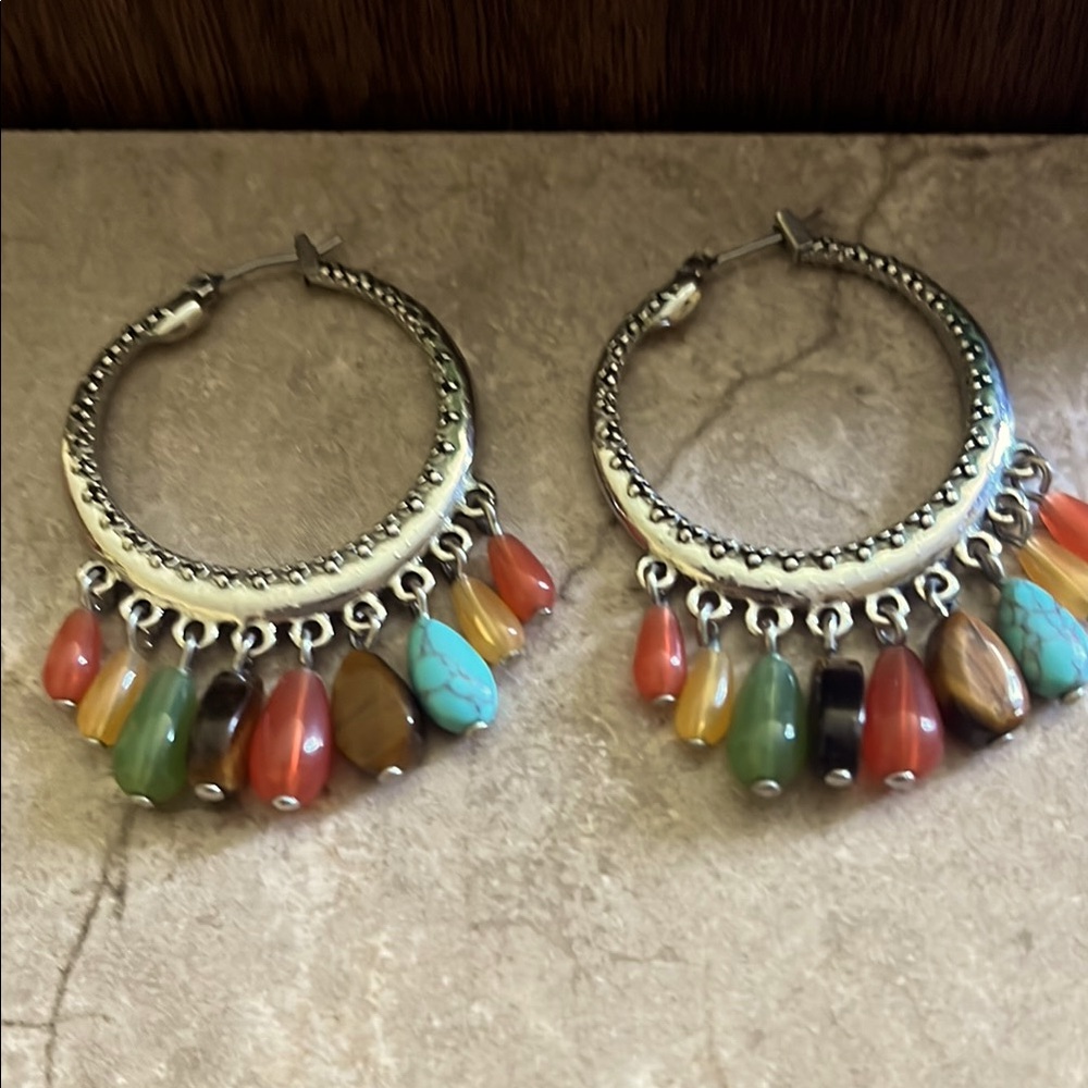 🩶‎ Silver hoop earrings with bohemian look multi colored gems. 1.25" diameter.